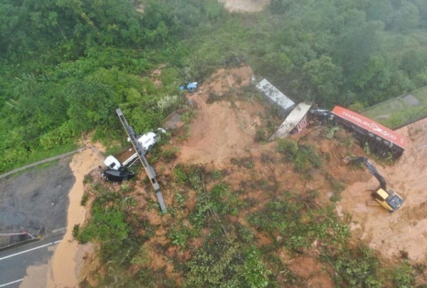 Brezilya'da toprak kayması: 2 ölü