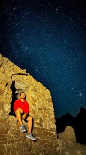 Terk Edilmis Köyde Çektigi Videoyu 5 Milyon Kisi Izledi