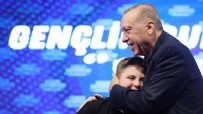 Cumhurbaşkanı Erdoğan'dan sosyal medya fenomeni Fevzi'ye gülümseten tavsiye! 'Kiloları vermen lazım'