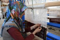 Köy Yasam Merkezi'nde 3 Kusak Birlikte Egitim Görüyor