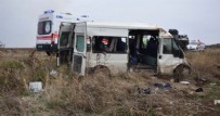 Şanlıurfa'da feci kaza! Tarım işçilerini taşıyan minibüs devrildi! Çok sayıda yaralı var!