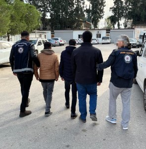 Adana'da 3 Göçmen Kaçakçisi Tutuklandi