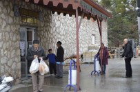 Bu Firinda Ekmek Ucuzken, Daha Da Ucuzladi Açiklamasi 3 TL'den 2,5 TL'ye Düstü