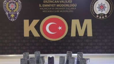 Erzincan'da 11 Adet Kaçak Cep Telefonu Ele Geçirildi