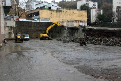 Kdz. Eregli'de 109,9 Milyon TL'lik Yatirim Için Ilk Kazma Vuruldu