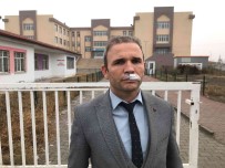 Okul Müdürü 'Sendika Baskani Tarafindan Darp Edildim' Dedi Sikayetçi Oldu