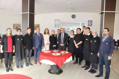 Önce Yaptilar, Sonra Servis Ettiler