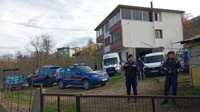 Ordu'da 90 Yasindaki Baba Oglunu Ve Gelinini Vurdu Açiklamasi 1 Ölü, 1 Yarali