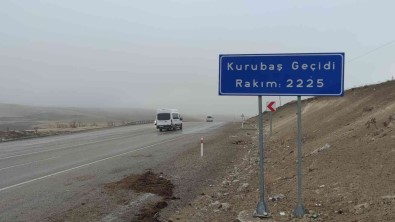 Van'in Yüksek Kesimlerinde Sis Etkili Oldu