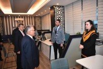 Baskan Büyükkiliç, Alo 153 Ve Beyaz Masa'yi Ziyaret Etti