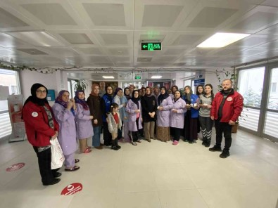 Depremde Ailelerini Aratmadilar