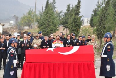 Astsubay Çavuş Emrah Daşkol göreve giderken şehit oldu
