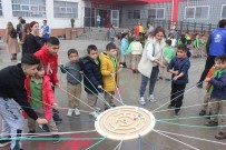 Çocuklar Bir An Olsun Depremi Unuttu