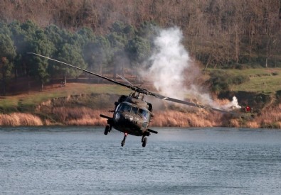 Dosta güven düşmana korku! İstanbul'da özel harekat polisinden nefes kesen tatbikat!