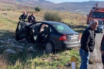 Gaziantep'te 2 Otomobil Kafa Kafa Çarpisti Açiklamasi 3 Yarali