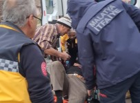 Malatya'da Devrilen Traktörün Sürücüsü Yaralandi