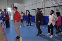 Polis Adaylari Nefes Kesen Parkurda Zamana Karsi Yarisiyor