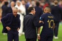 Macron, Dünya Kupasi'ni Kaybeden Fransiz Oyunculari Teselli Etti