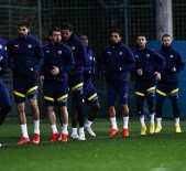Fenerbahçe, Istanbulspor Maçi Öncesi Kampa Girdi