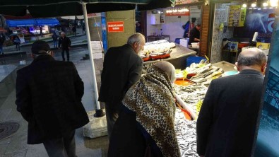 Hava Muhalefeti Hamsi Fiyatini Ikiye Katladi