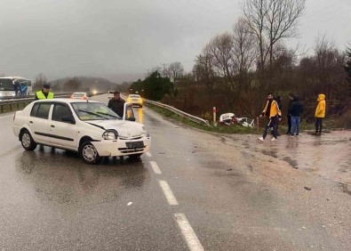 Samsun'da Trafik Kazasi Açiklamasi 5 Yarali