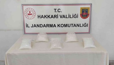 Semdinli'de 5 Kilo Metamfetamin Ele Geçirildi