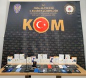 Antalya'da Gümrük Kaçagi Telefona Geçit Yok