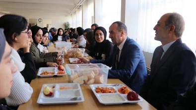 Bingöl'de 10 Bin Ögrenci, Ücretsiz Yemek Hizmetinden Faydalaniyor