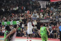 Pinar Karsayaka, A. Efes'e Konuk Oluyor