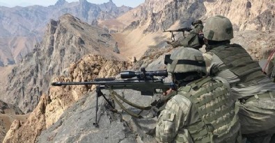 Bakan Soylu duyurdu: Şehidimizin kanı yerde kalmadı! 8 terörist etkisiz