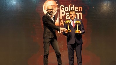 Belediye Baskani Gürkan'a Iki Ödül