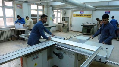 Bu Okulun Yillik Cirosu 5,5 Milyon TL