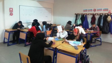 Lisede, 'Büyüyorum Gelisiyorum, Kendimi Taniyorum' Projesi