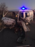 Afyonkarahisar'da Trafik Kazasi Açiklamasi 2 Ölü, 5 Yarali