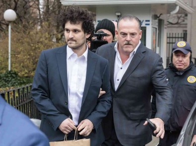 Kripto Para Borsasi FTX'in Kurucusu Bankman-Fried, 250 Milyon Dolarlik Kefaletle Serbest Birakilacak