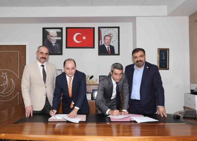 Saglik Çalisanlarinin Promosyonlari Yarindan Itibaren Yatmaya Baslayacak