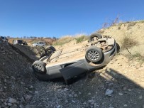 Otomobil Sarampole Devrildi Açiklamasi 4 Yarali