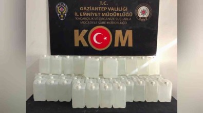 Polis Yilbasi Öncesi 350 Litre Kaçak Alkol Ele Geçirildi