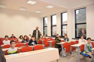 ÜYEP Sinavina 11 Ilden 620 Ögrenci Katilim Gösterdi