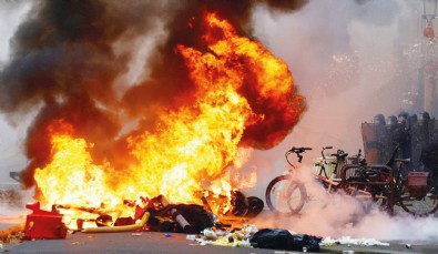 40 yıllık karargah Paris: Fransa PKK'yı kendi elleriyle besleyip büyüttü