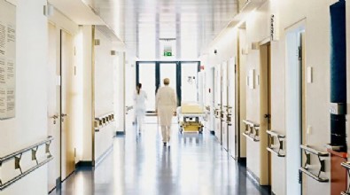 Almanya'da ekonomik kriz hastaneleri de vurdu: Yüzde 56'sı iflas riskiyle karşı karşıya...