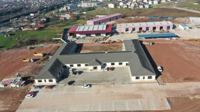 Kartepe Belediyesi'nin Ek Hizmet Binasinda 5 Müdürlük Hizmet Verecek