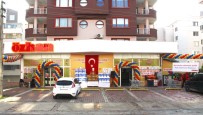 Özhan 51'Inci Magazasini Cumhuriyet Mahallesine Açti