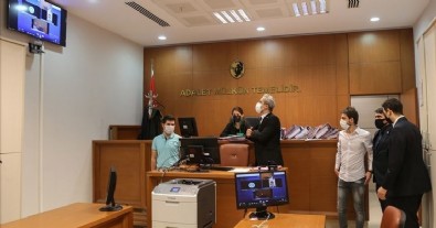 2022 yılında 453 bin 850 e-duruşma gerçekleştirildi