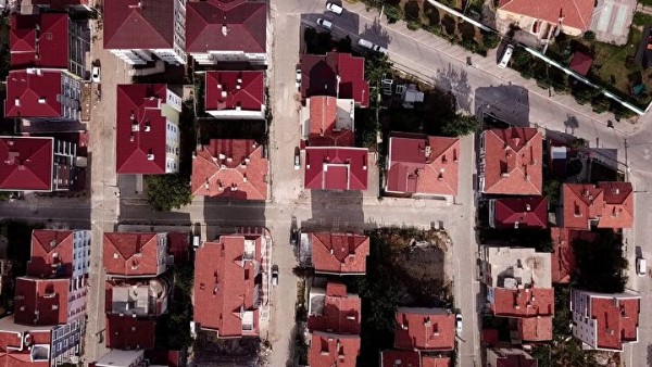 Türkiye'nin en kalabalık mahallesi belli oldu: Nüfusu 575 ilçeden daha büyük herkes burayı merak ediyor