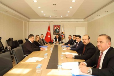 Baskan Yücel Açiklamasi 'Rekor Bütçeyle Mega Projeler Kazandirmaya Devam Edecegiz'