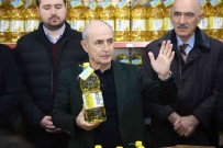 Büyükçekmece'de 8 Ton Ayçiçek Yagi Vatandaslara Dagitiliyor