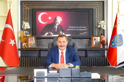 Il Emniyet Müdürü Orhan Çevik Açiklamasi 'Yilbasinda Tüm Ekiplerimizle Vatandaslarimiz Hizmetinde Olacagiz'