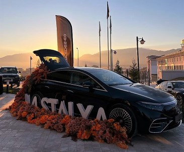 Okuma Istekli Çocuklar Için Çiçek Açtilar