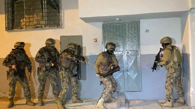 Mersin'de Yilbasi Öncesi DEAS'a Safak Operasyonu Açiklamasi 11 Gözalti Karari